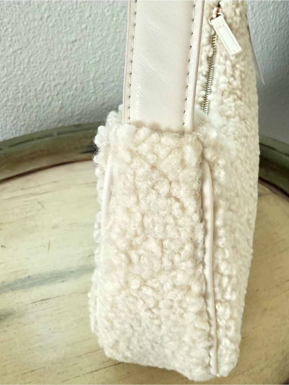 H&M Cream Teddy Fur Fluffy Shoulder Bag Baguette - Picture 7 of 15